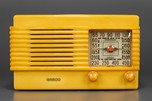 Garod 1B55L ’Drop-Handle’ Radio in All-Yellow Catalin